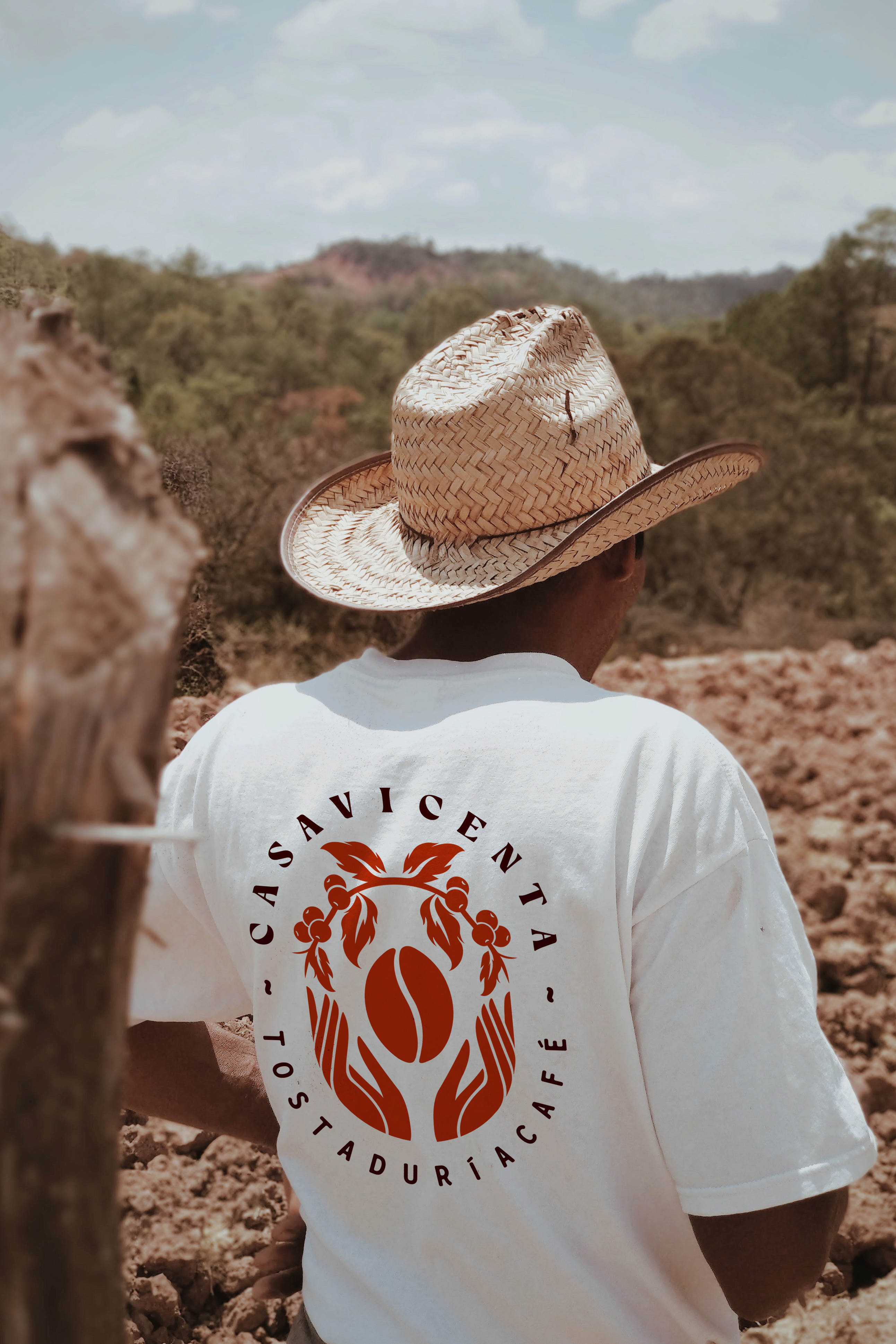 Productor oaxaqueño que inspira el espíritu de Casa Vicenta